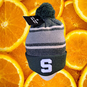 New 47 S Gray and White Pom Pom Knit Hat‎